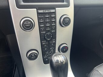 Volvo C30 KŮŽE 1.6D - 8