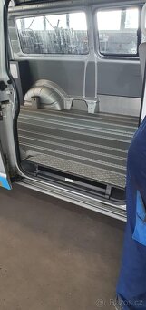 Vw Transporter 2.0 TDI LONG + CELO - 8