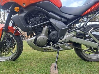 Kawasaki Versys 650, od 18-ti let, ŘP. A2 - 8