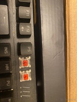 Herní mechanická klávesnice hp - 8
