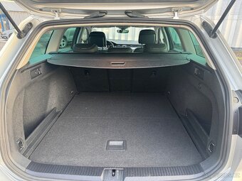 Volkswagen Passat R-LINE R.V. 2020 2.0TDI DSG FUllLED - 8