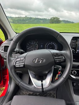 2022 Hyundai i30 combi - jako nový, v záruce - 8