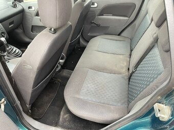 Ford Fiesta - 8