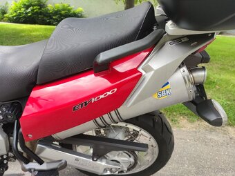 Aprilia ETV 1000 Caponord - 8