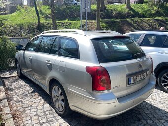 Toyota Avensis 2.0D4D 85 kW - 8