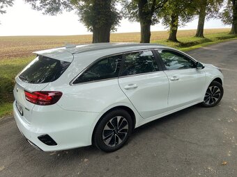 Kia Ceed Sportswagon Plug-In Hybrid 2021 ↓VIDEO↓ - 8