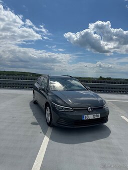 VW Golf MK8 Variant 2.0 TDI - 8