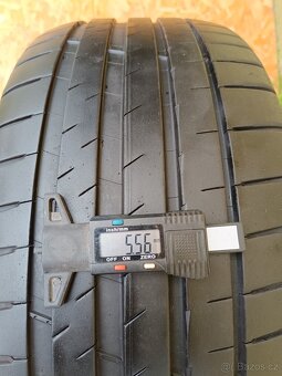 2ks zanovni letni 235/45/18 Michelin - 8