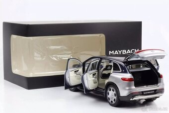 1:18 Mercedes Maybach EQS 680 SUV Z296 bluesilver NZG - 8