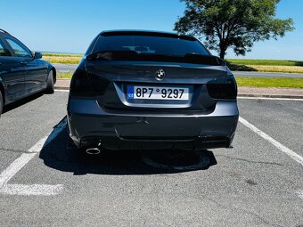 BMW e90 320i - 8