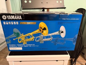 Trumpeta Yamaha YTR 2330 - 8