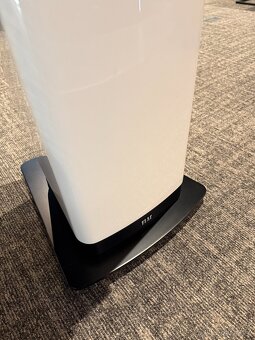 ELAC Vela FS 408 - Bílý lesk - 8