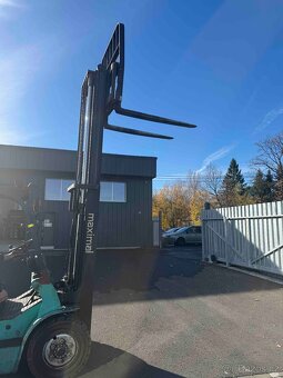 VZV - naftový vysokozdvižný vozík - 8