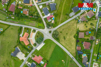 Prodej komerčního pozemku, 3208 m², Tišice - 8