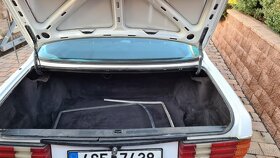 mercedes Benz W126 500 SEC - 8