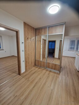 Prodej bytu 3+1 po rekonstrukci - 8