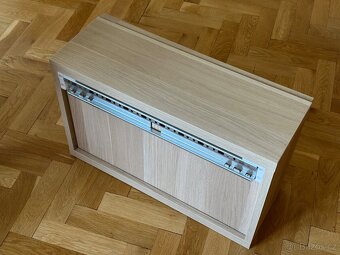 Závěsná skříňka s osvětlením - 8