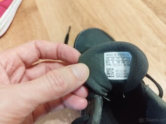 dívčí obuv Adidas vel. 38 - 8