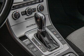 Volkswagen Passat Variant Alltrack 2.0 TDI BMT 4MOTION DSG - 8
