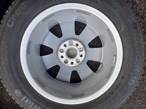 Prodám sadu Orig ALU kol Audi 215/65R16 zimní - 8
