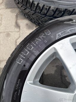Zimní sada alu kol BMW F10,F11,F12 - 225/55 R17 - 8
