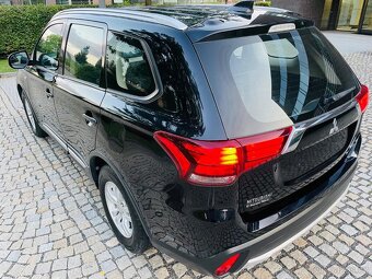 Mitsubishi Outlander 2.0i BENZÍN 2017 MANUÁL LED KAMERA 2WD - 8