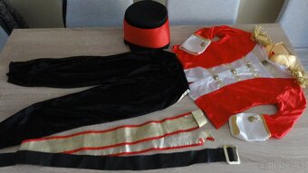 Dětské maškarní kostýmy - 8