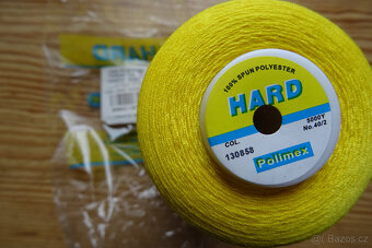 Velkokapacitní šicí nitě - 8