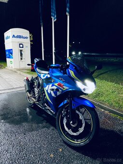 Suzuki GSX-R125 - 8