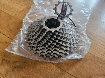 Prodám 12x2 hydraulický groupset s kazetou - 8