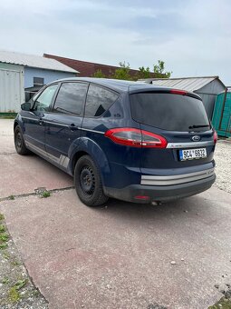 Ford S-Max - 8