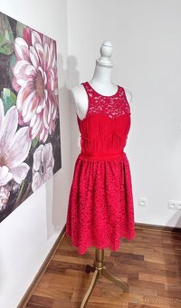 Úžasné krajkové šaty Pinko ( Nové s cenovkou) - 8