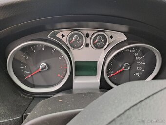 Ford Focus 2008 - 8