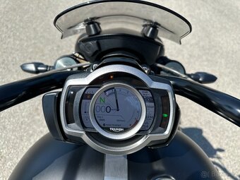Nový Triumph Rocket 3 GT STORM perfektní zánovní stav - 8
