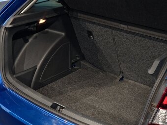 Škoda Rapid Spaceback 1.2TSI 63KW Style Plus Xenon Tažné - 8