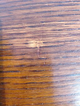 Jiroutek žlutočerná retrokomoda dlouhá - 8