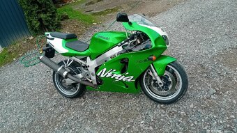 Kawasaki zx7r - 8