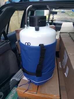 Nádoba na tekutý dusík 10 L - 8