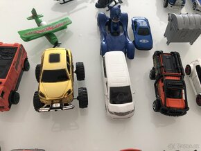 Kovova autíčka, Hotwheels, Transformers - 8