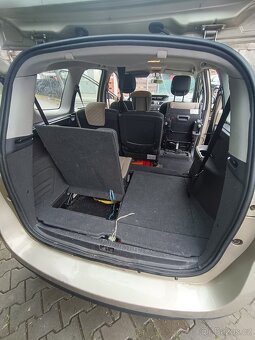 Renault Grand Scenic 1.5 dCi bez DPF 2010 - 8