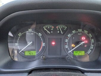 Octavia 1.9 tdi - 8