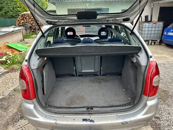 Citroën Xsara Picasso 2.0 HDi, r. 2010, STK 4/27 + náhradní - 8