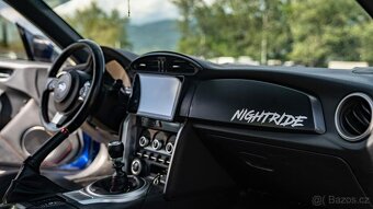 Subaru BRZ 2017 krásné modré podobné jako GT86 a Scion FRS - 8