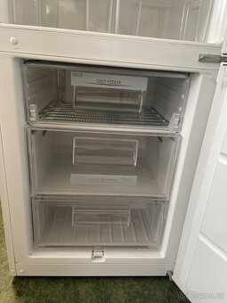 ✅Lednice s mrazákem ZANUSSI |kombinovaná | plně funkční|A++ - 8