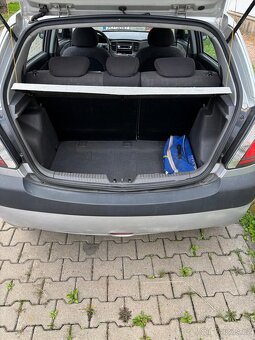 Kia Rio 2005 Najeto 231057 Praskl rozvodový řemen - 8