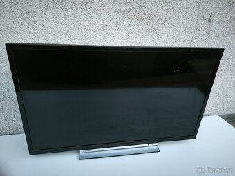 4x televize na náhradní díly, cena za vše - 8