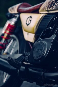 Motorka Suzuki TRS118 (café racer) - 8