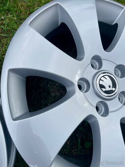Alu Škoda Superb1/2 7jx16 ET45 5x112 - 8