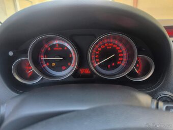 Mazda 6 2.2 - 8