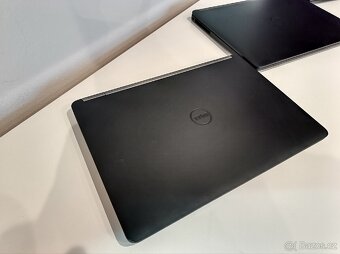 Prodám notebooky DELL - 8